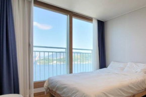 Ocean view Full Option 4Bed 3Room APT